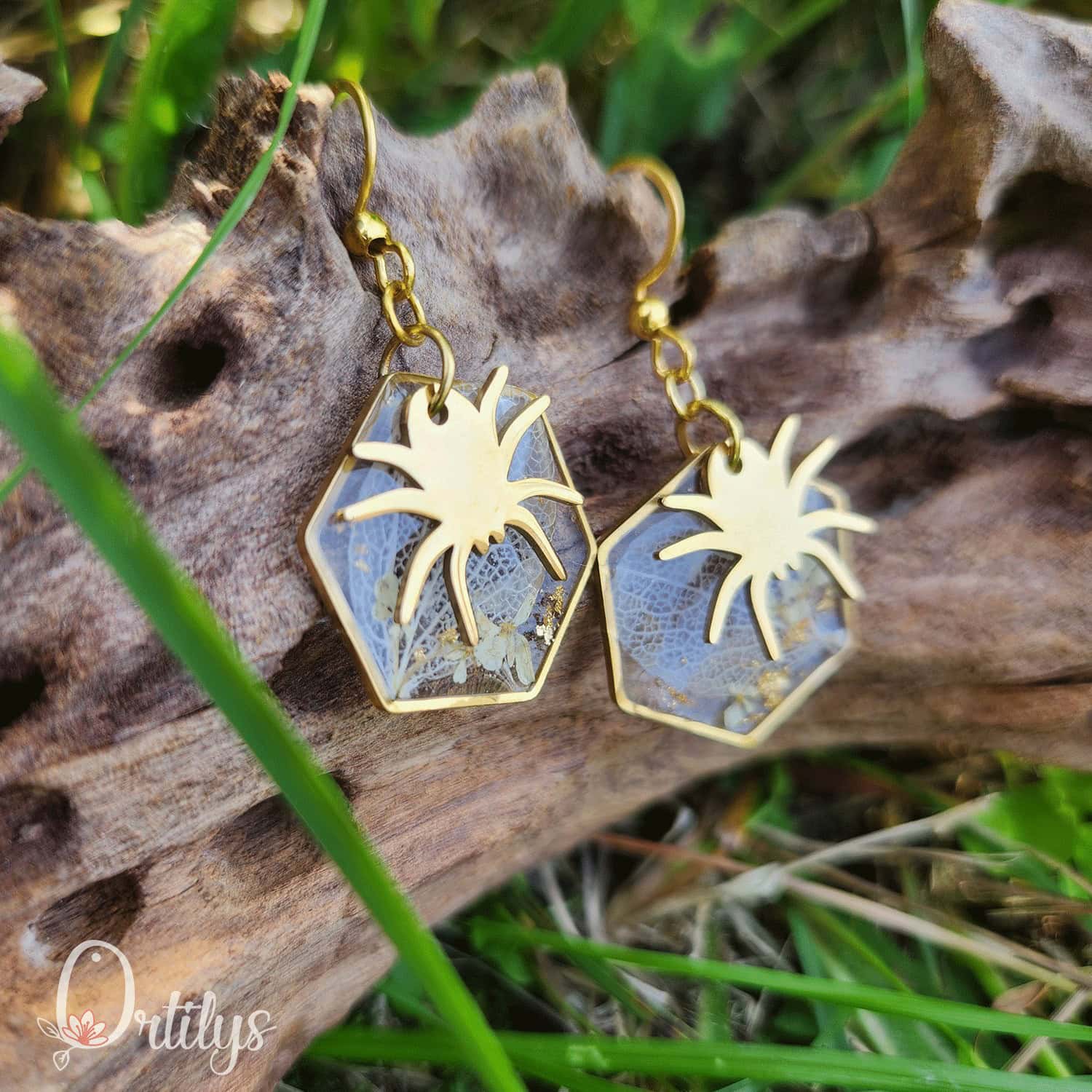 COLLECTION HALLOWEEN 👻 Boucles d'oreilles Araignée or – Image 3