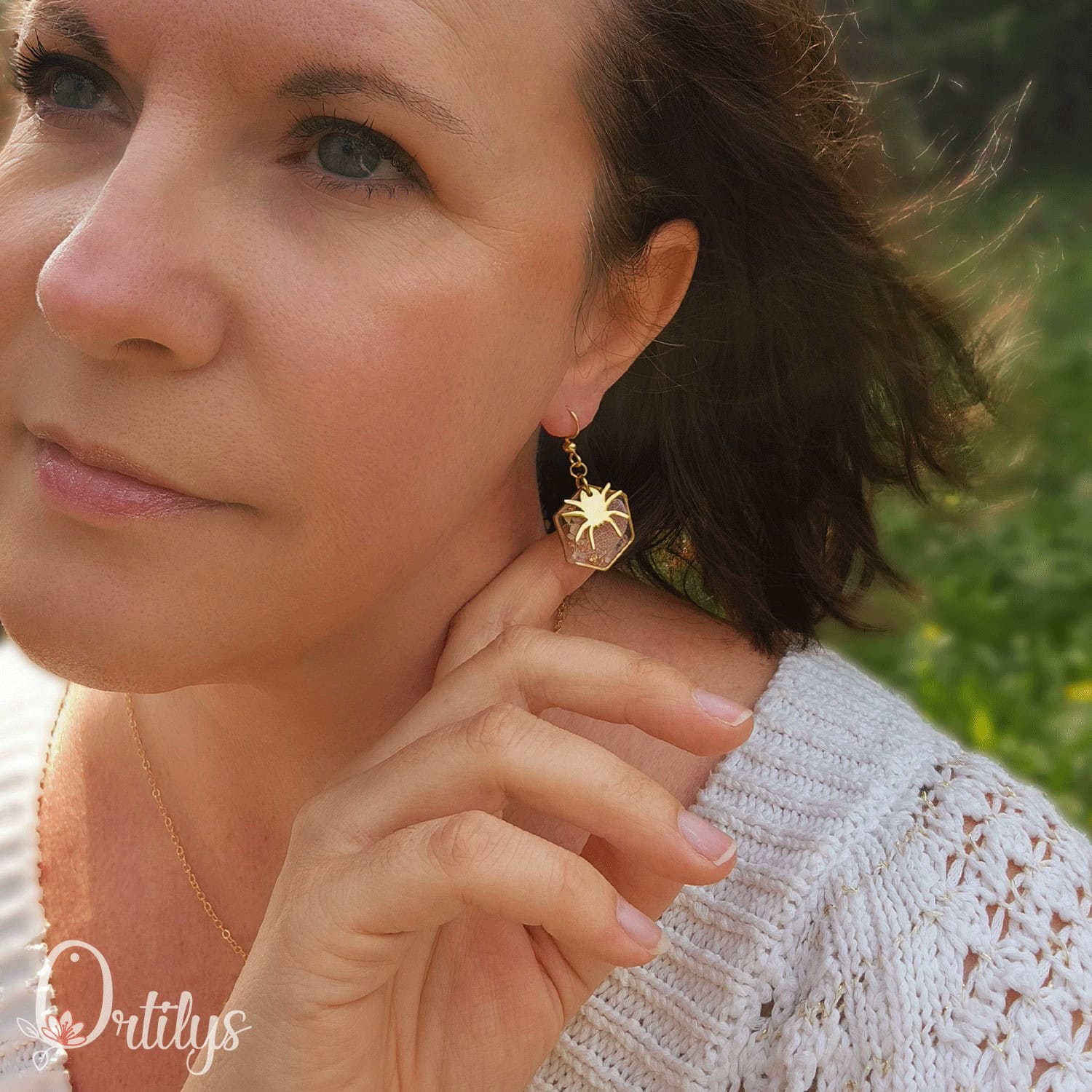 COLLECTION HALLOWEEN 👻 Boucles d'oreilles Araignée or – Image 2