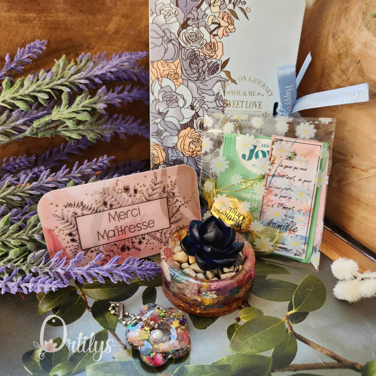 Box Fleurie « L'école est finie » personnalisable
