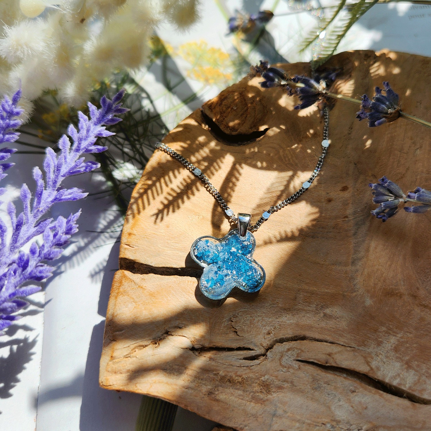 Collier croix TRINITÉ personnalisable – Image 4