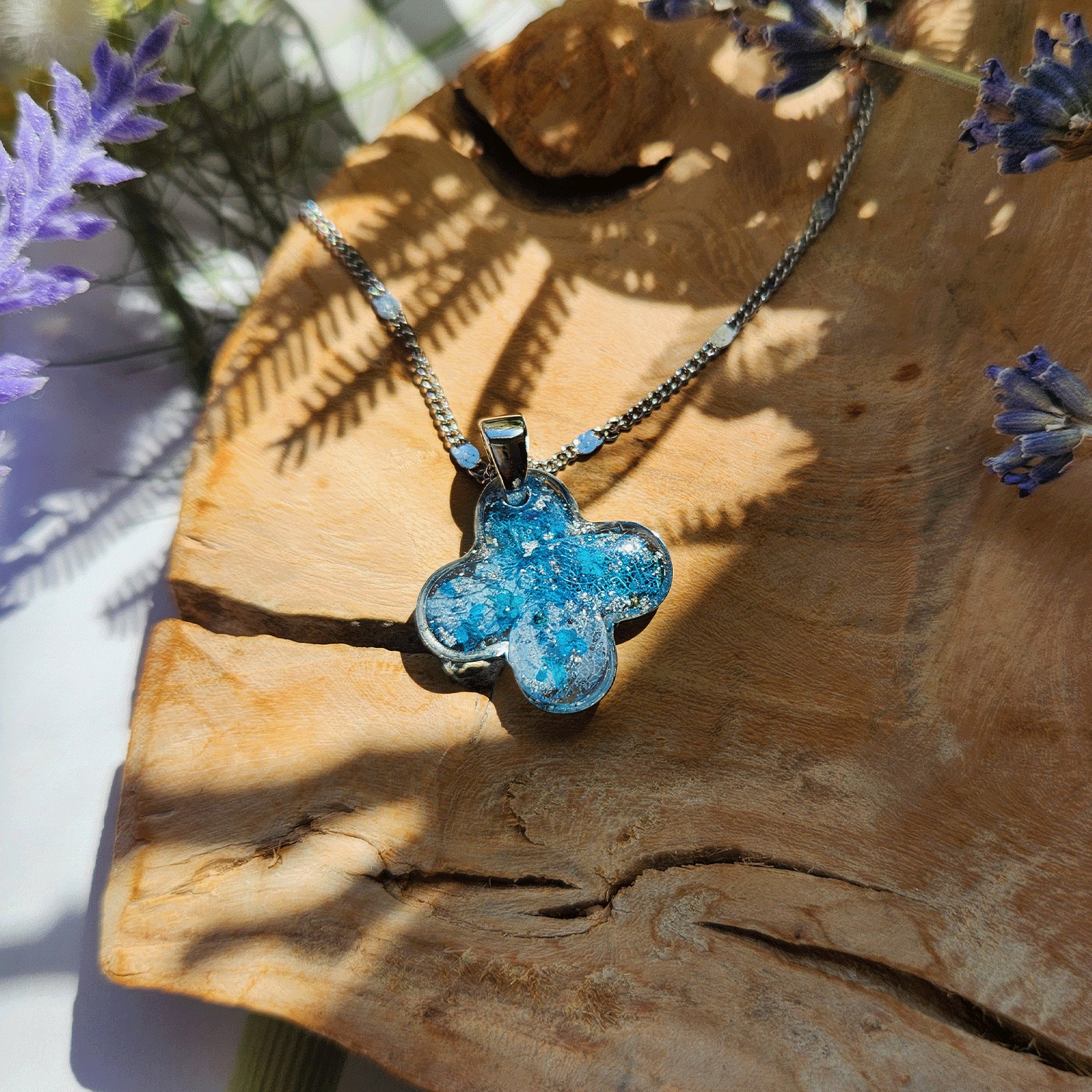 Collier croix TRINITÉ personnalisable – Image 3